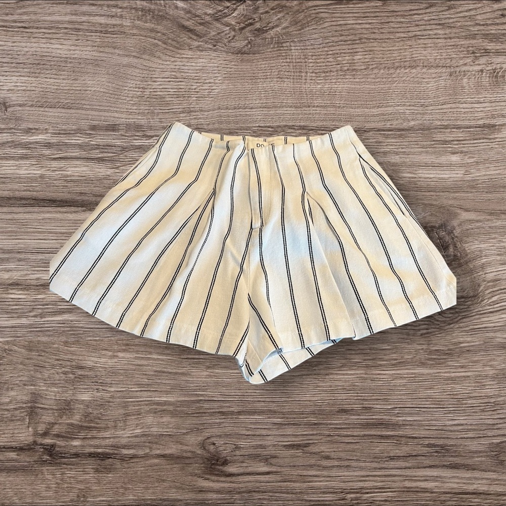 DO + BE Striped Linen Blend High Waist Shorts Size Small